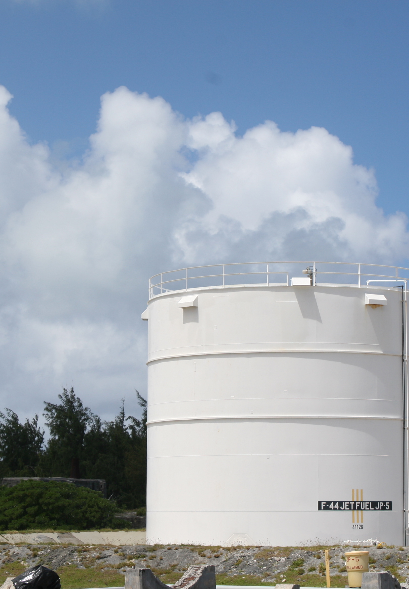 above ground fuel storage tank